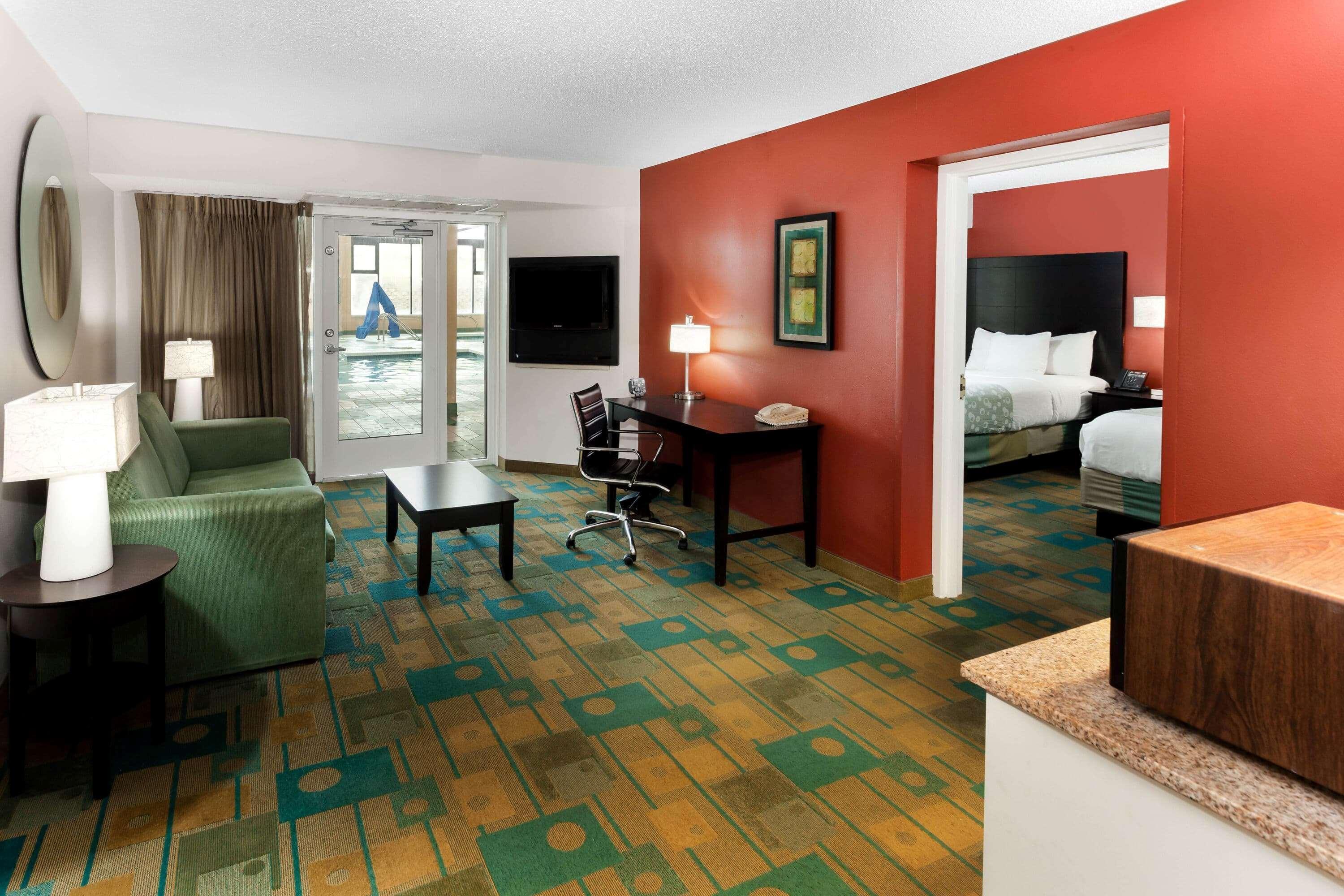 La Quinta By Wyndham Milwaukee Bayshore Area Glendale Exteriör bild