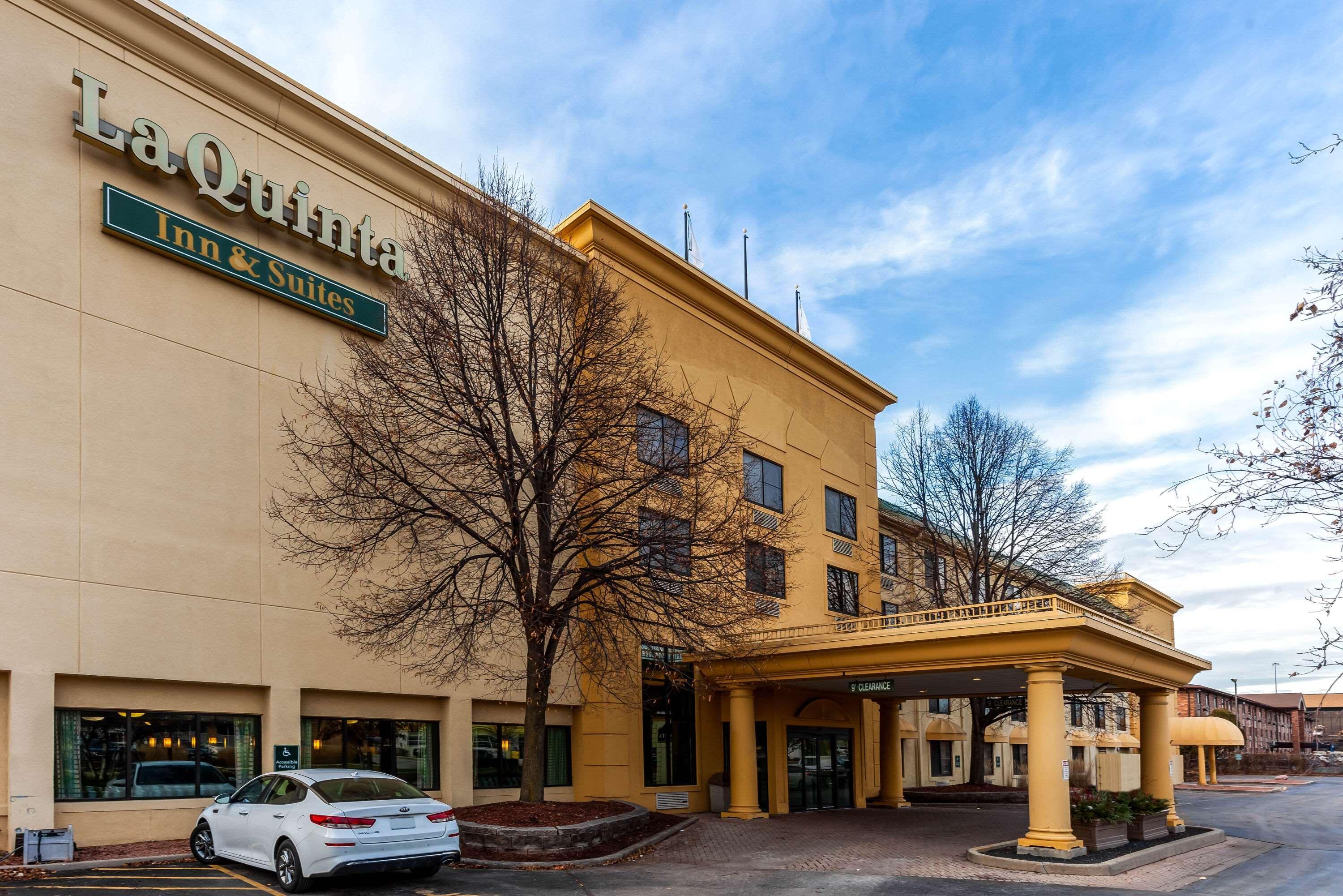La Quinta By Wyndham Milwaukee Bayshore Area Glendale Exteriör bild